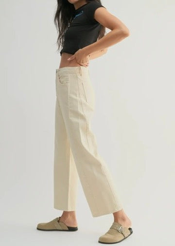 Barrel Jean Twist