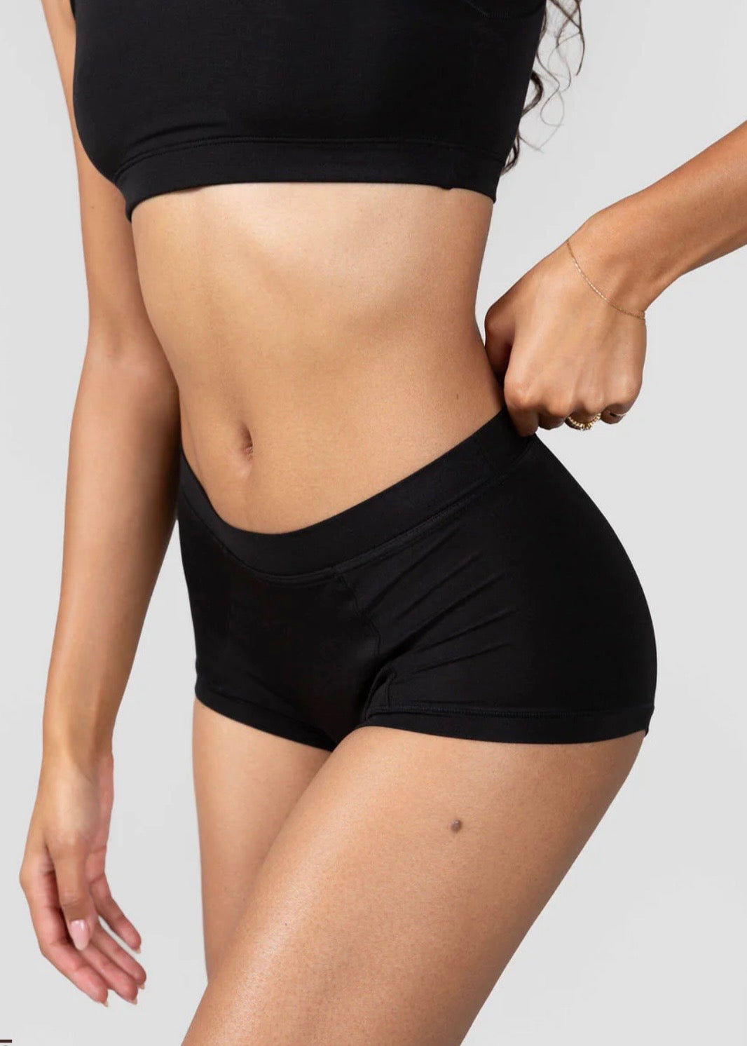 Huha Brief