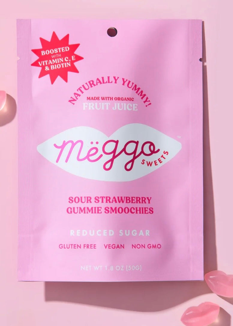 Sour Strawberry Gummie Smoochies