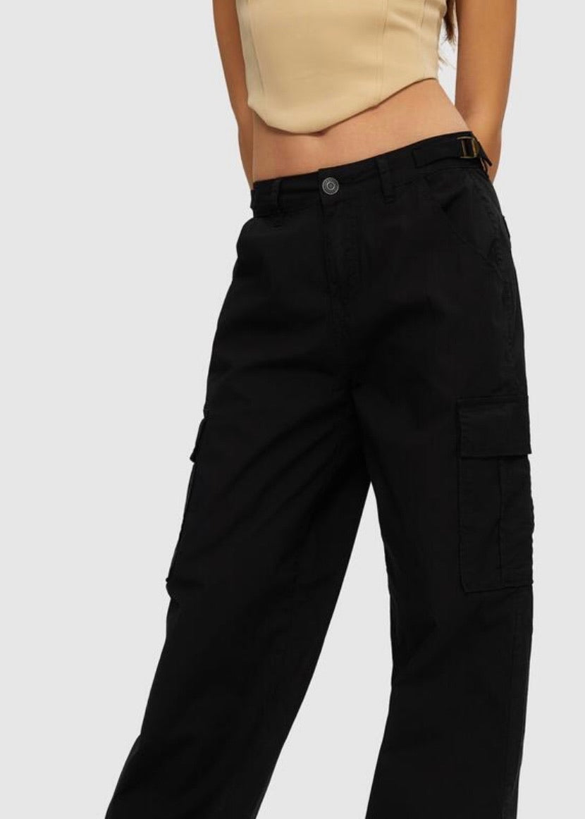 90's Cargo Wide Leg in Black