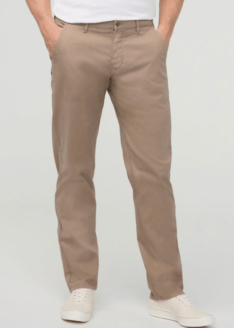 Live Lite Relaxed Taper Chino