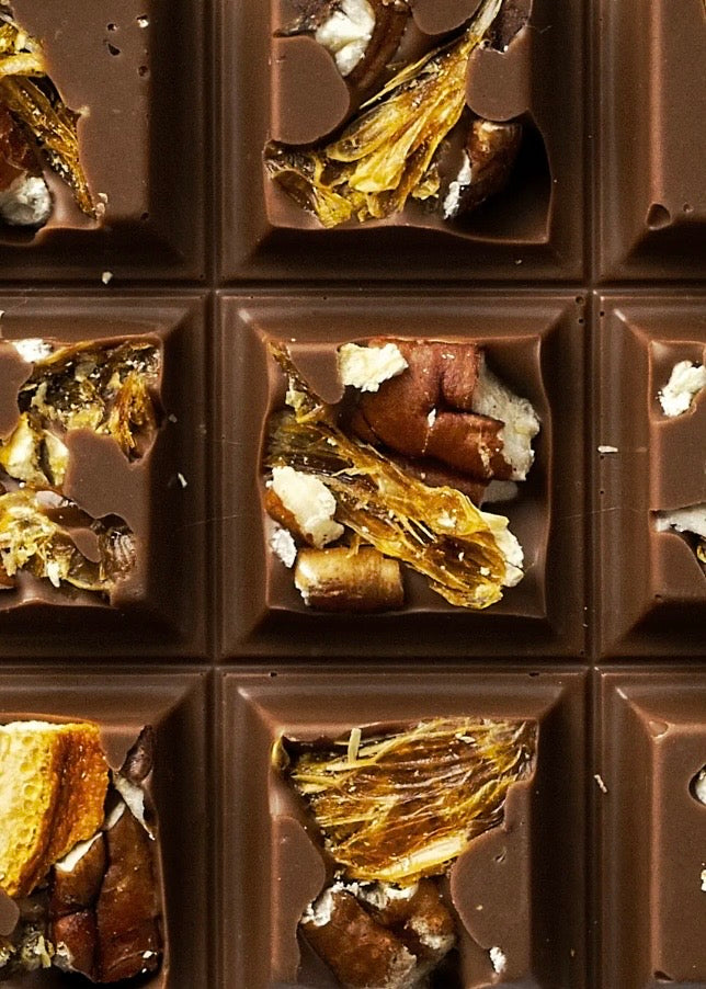 Dark Chocolate Roasted Pecan & Orange Peekaboo Bar