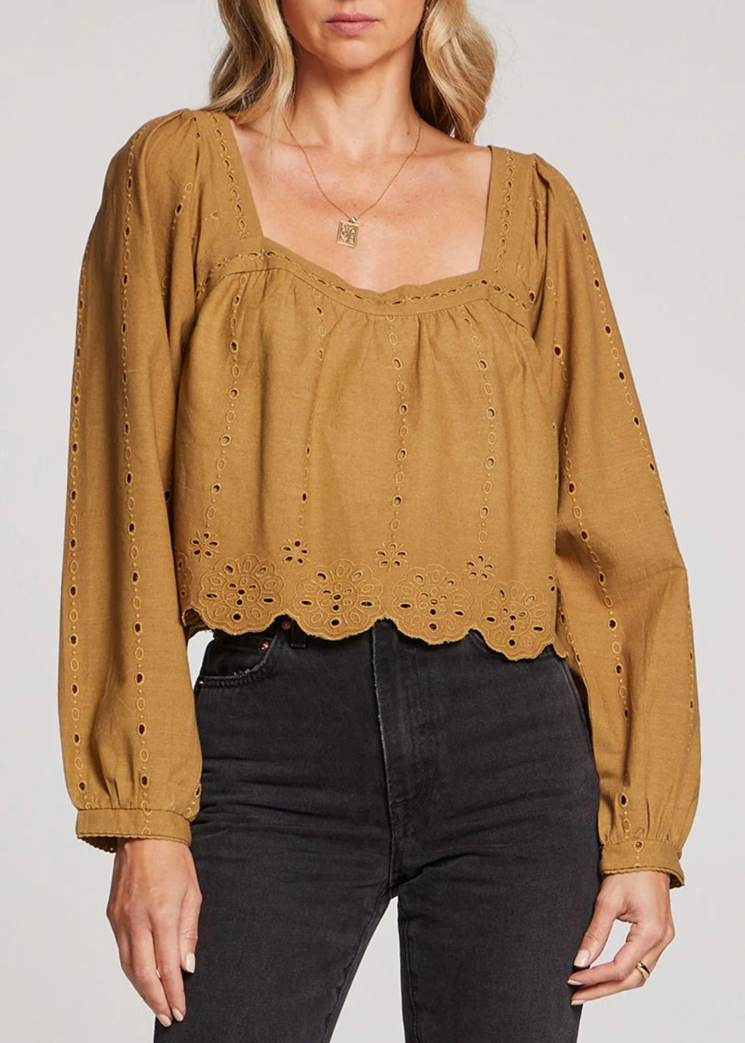 Callen Top