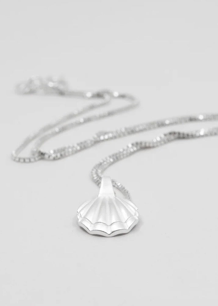 Meridian Necklace in Sterling Silver