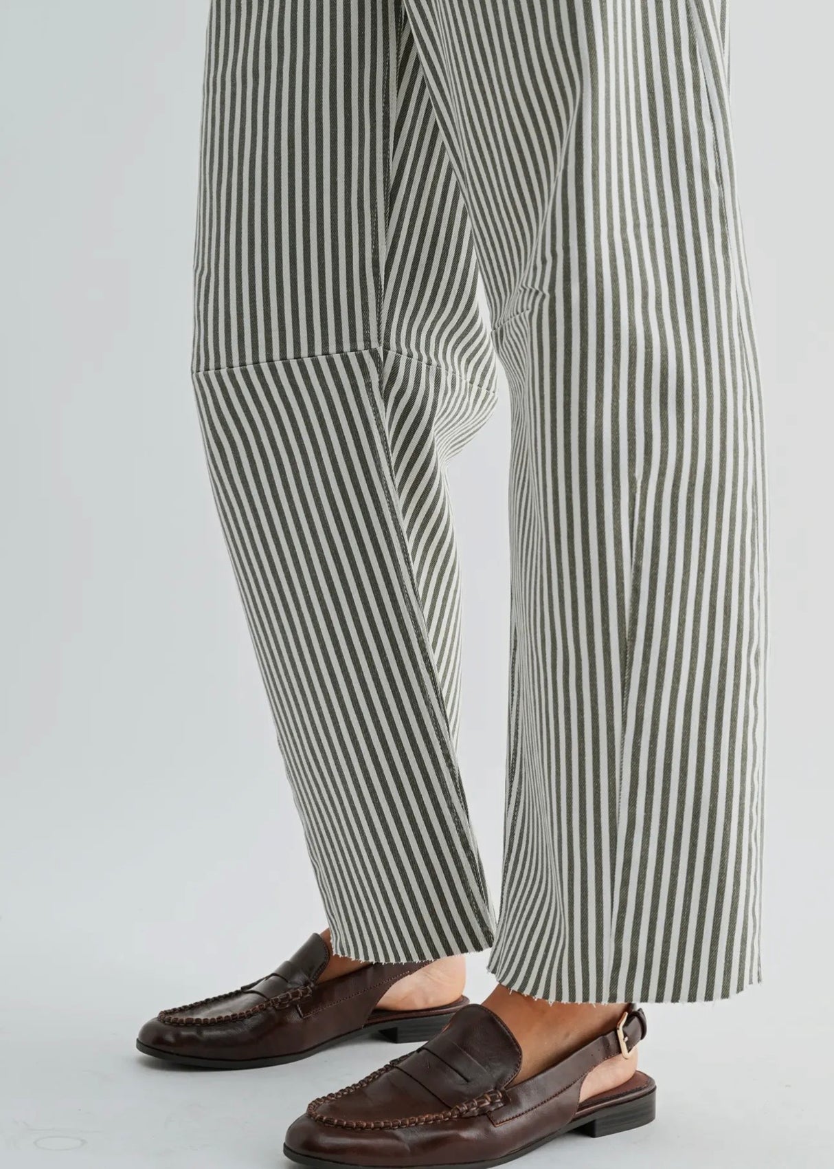 Stripe Barrel Jean w/ Seams