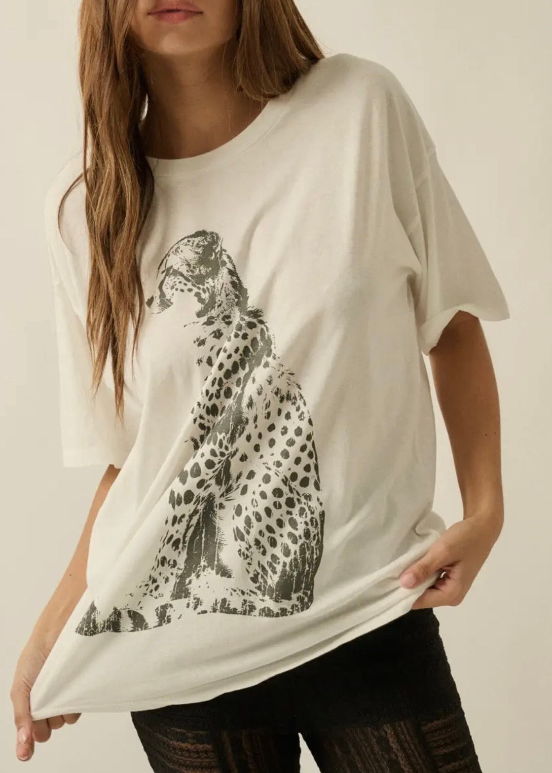 *pre-order Cheetah Oversized Graphic T-Shirt
