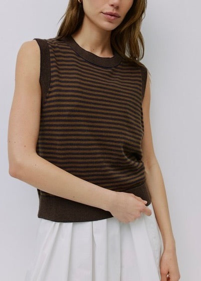 Leon Vest Top