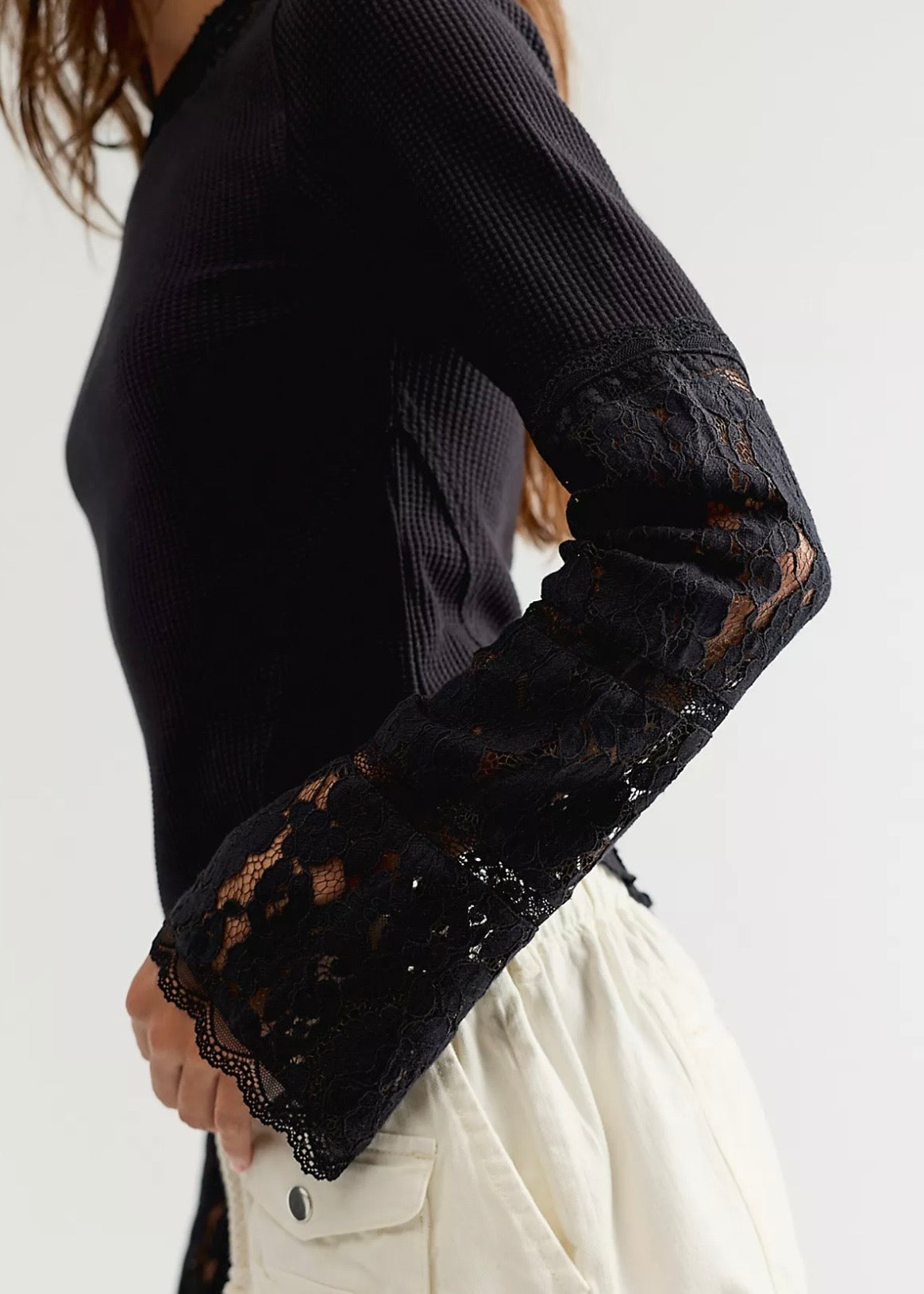Amber Lace Cuff