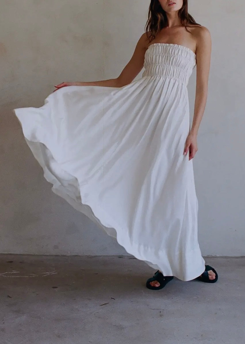 Smocking Flowy Midi Dress – Red Ribbon