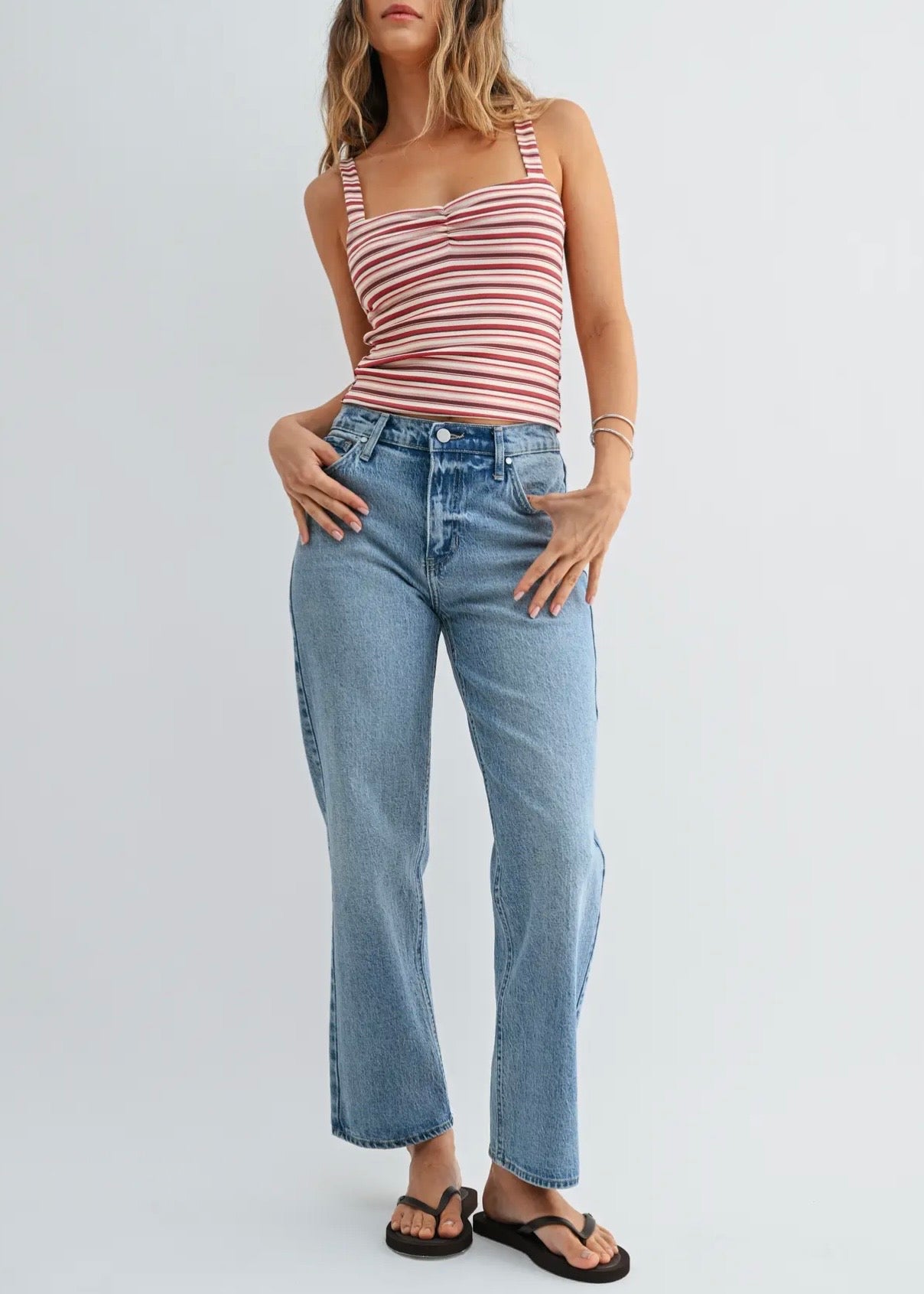 Classic Straight Leg Light