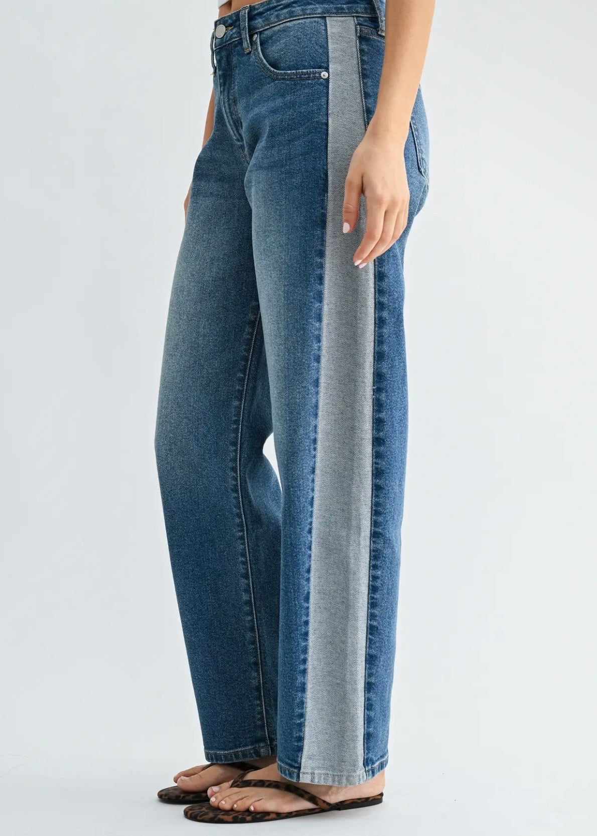 Contrast Detail Straight Leg