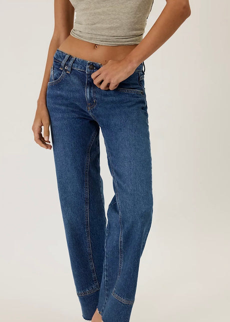 Risk Taker Mid-Rise Straight Jean