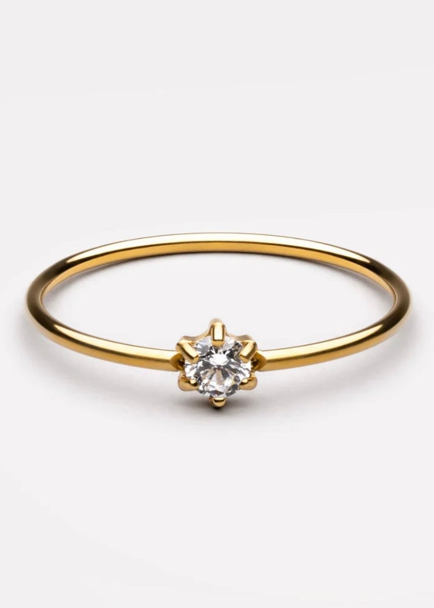 Elvia Ring