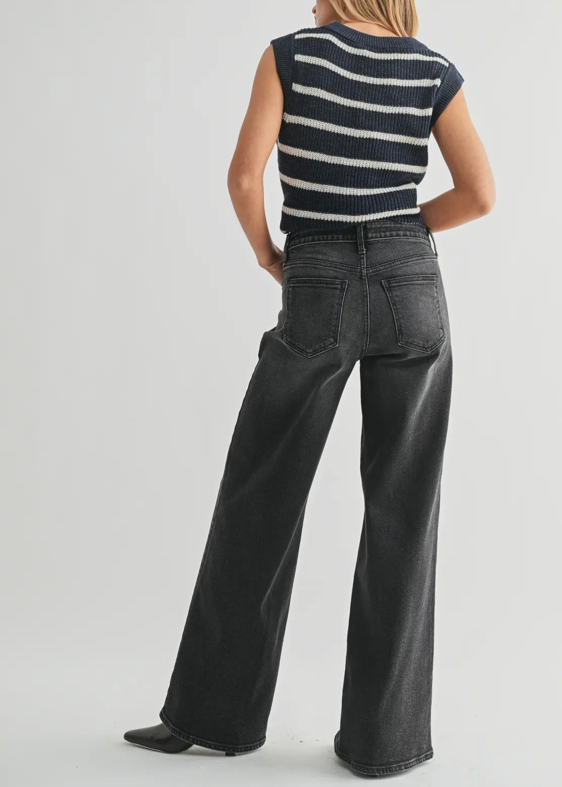 Ultra Wide Leg Jean