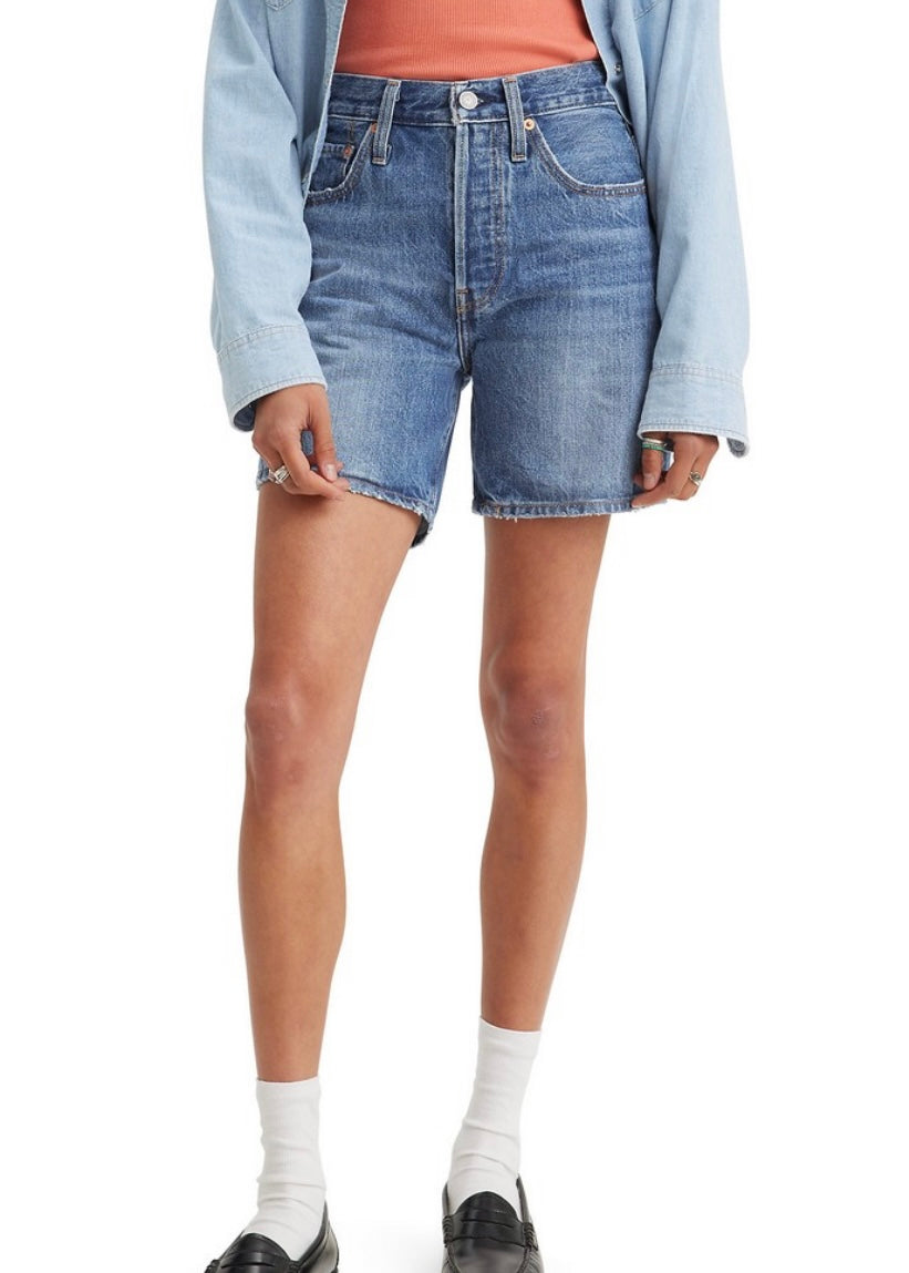 501 Mid Thigh Shorts in Blue Beauty