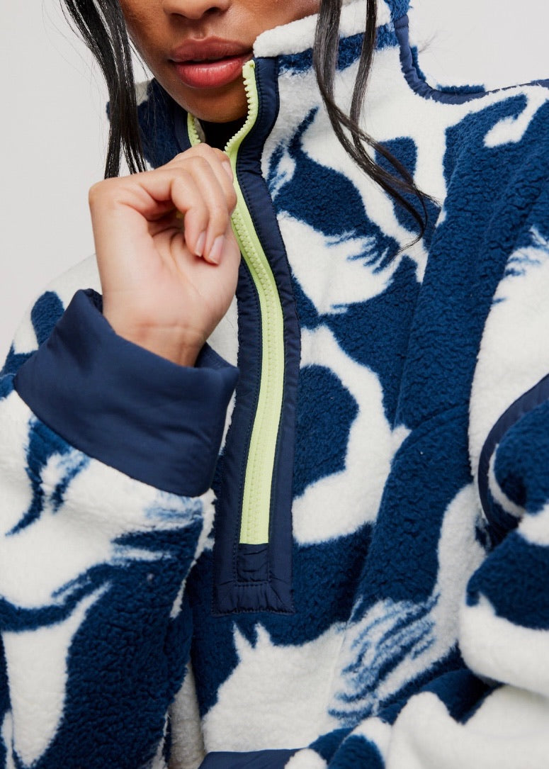 Printed Mountain High 1/2 Zip Jacket