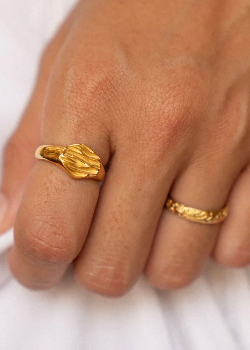 Tide Ring