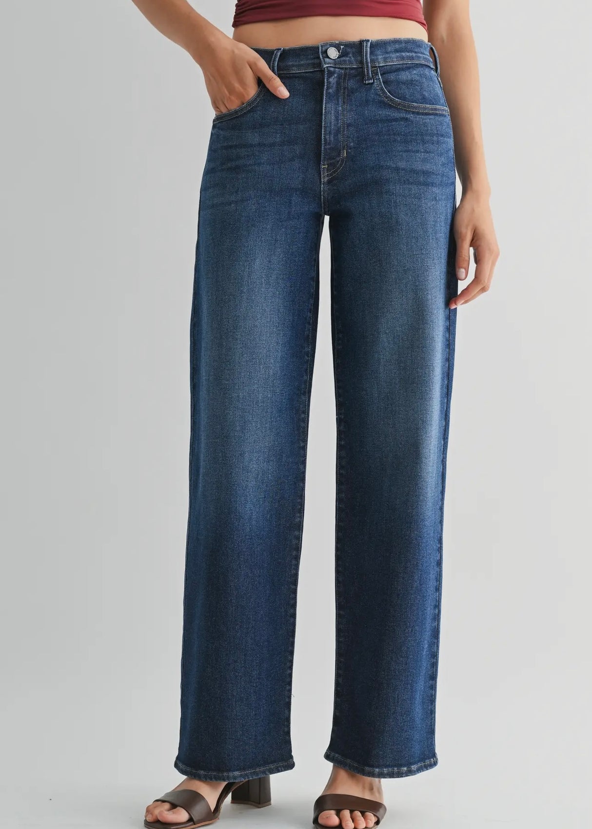 Loose Straight with Regular Hem