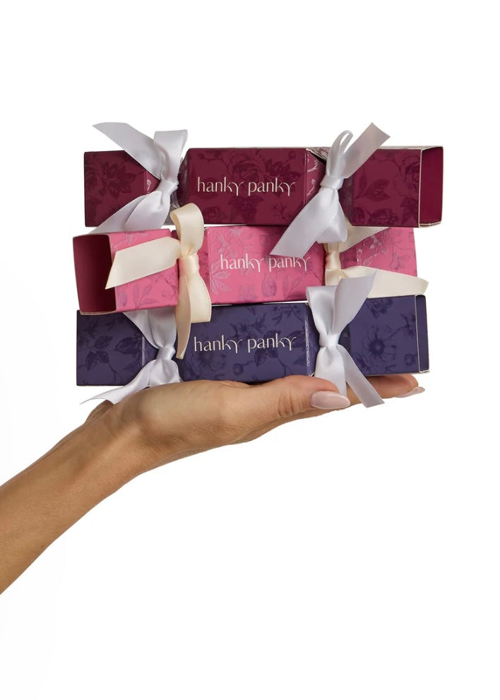 Signature Lace® Thong Holiday Cracker Beet Juice