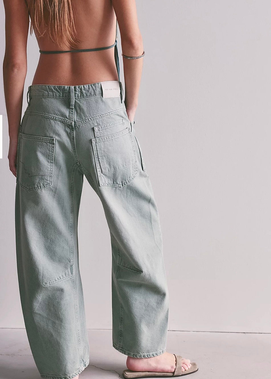 * pre-order Minimal Moxie Boyfriend Jean