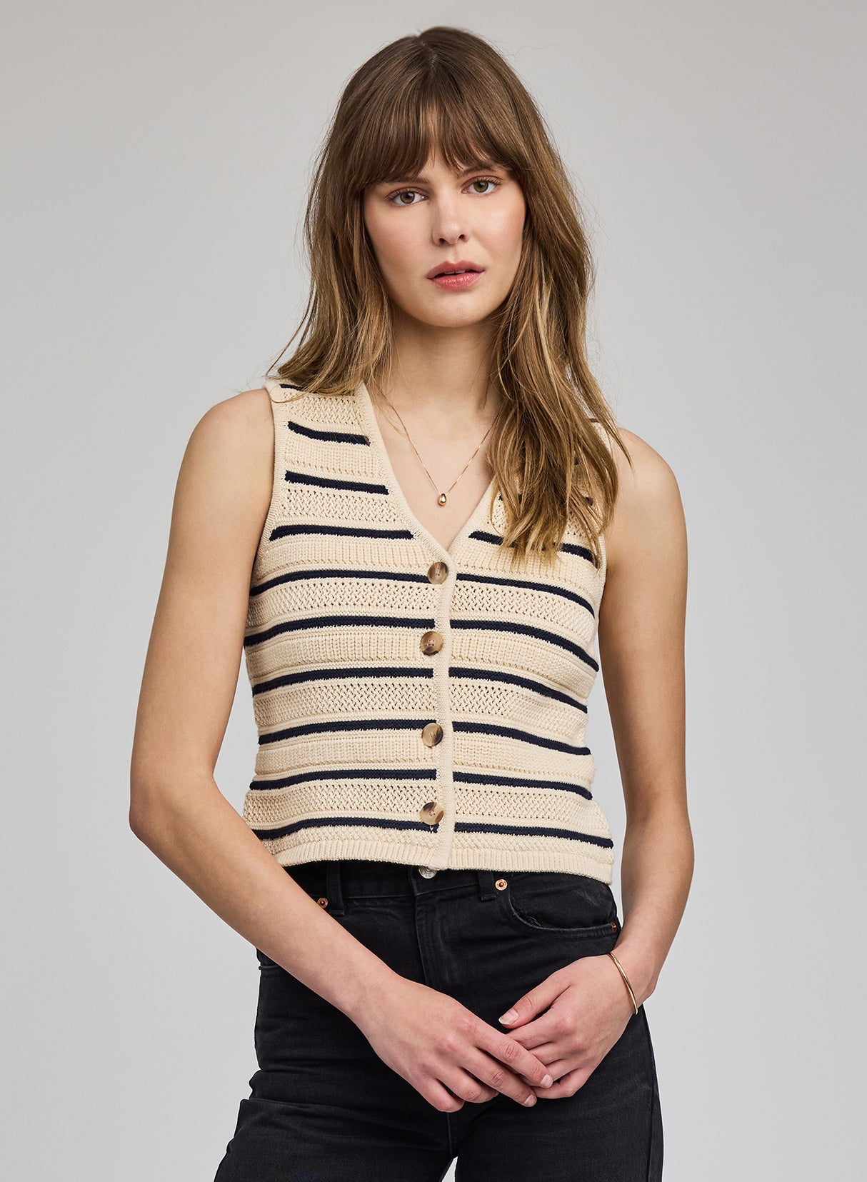 Mariana Vest