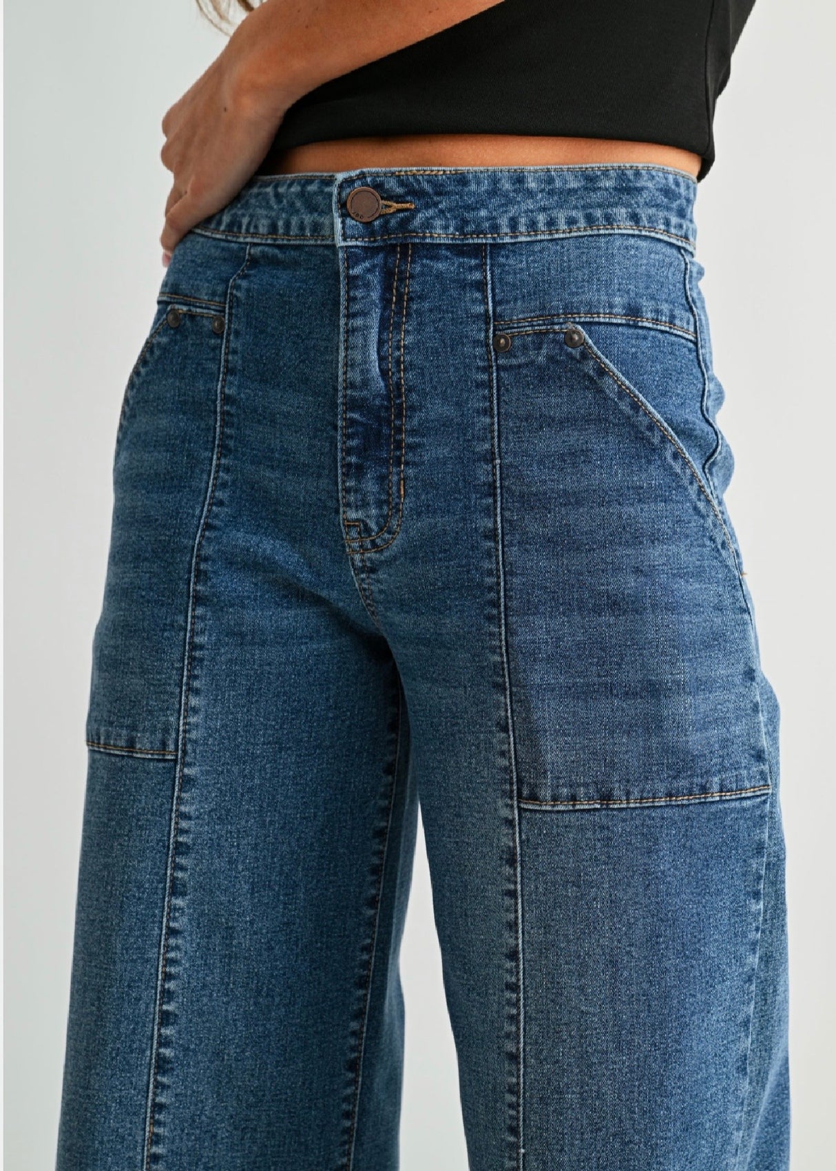 Livie Long Pocket Straight Jean