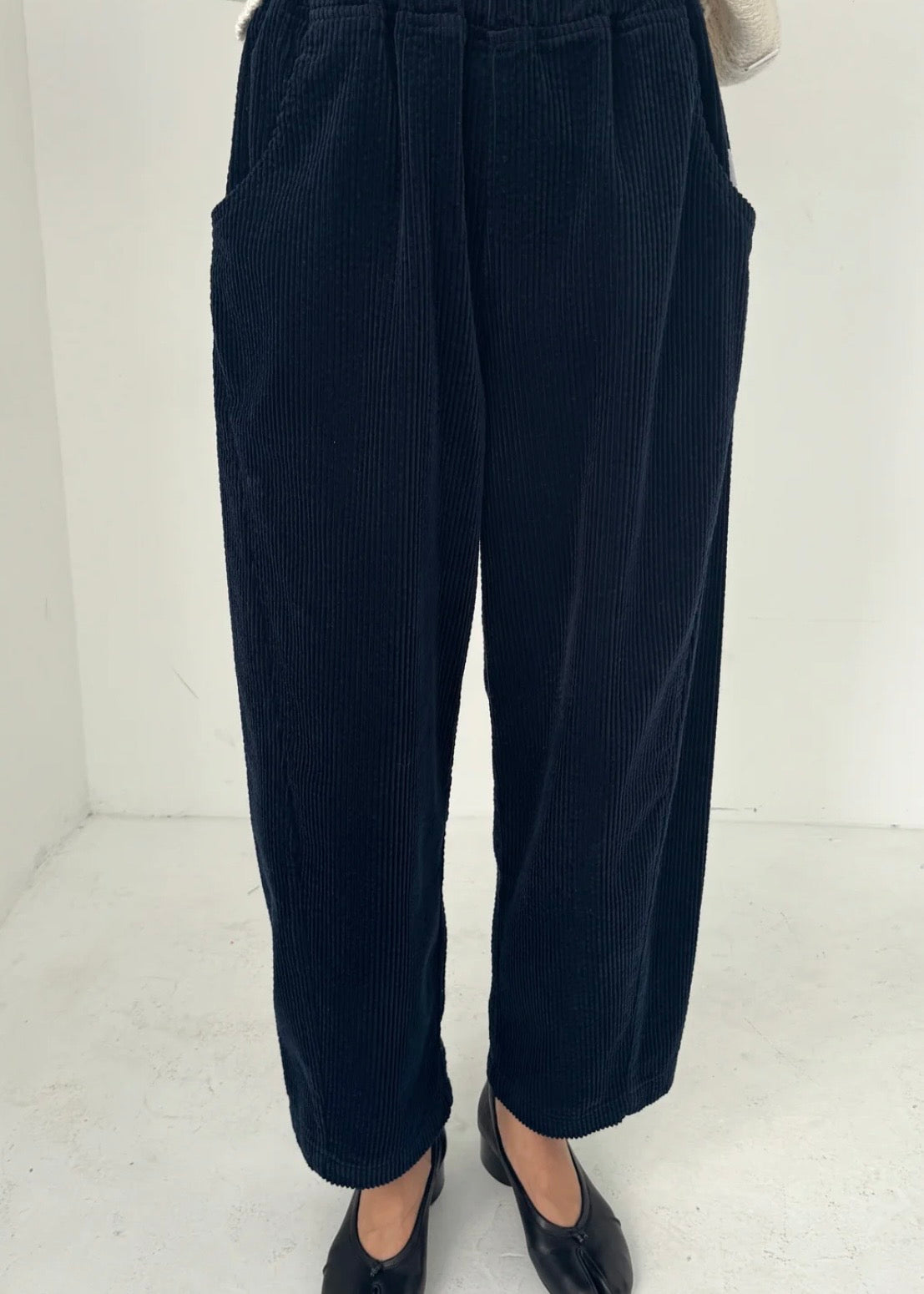 Soft Corduroy Arc Pants