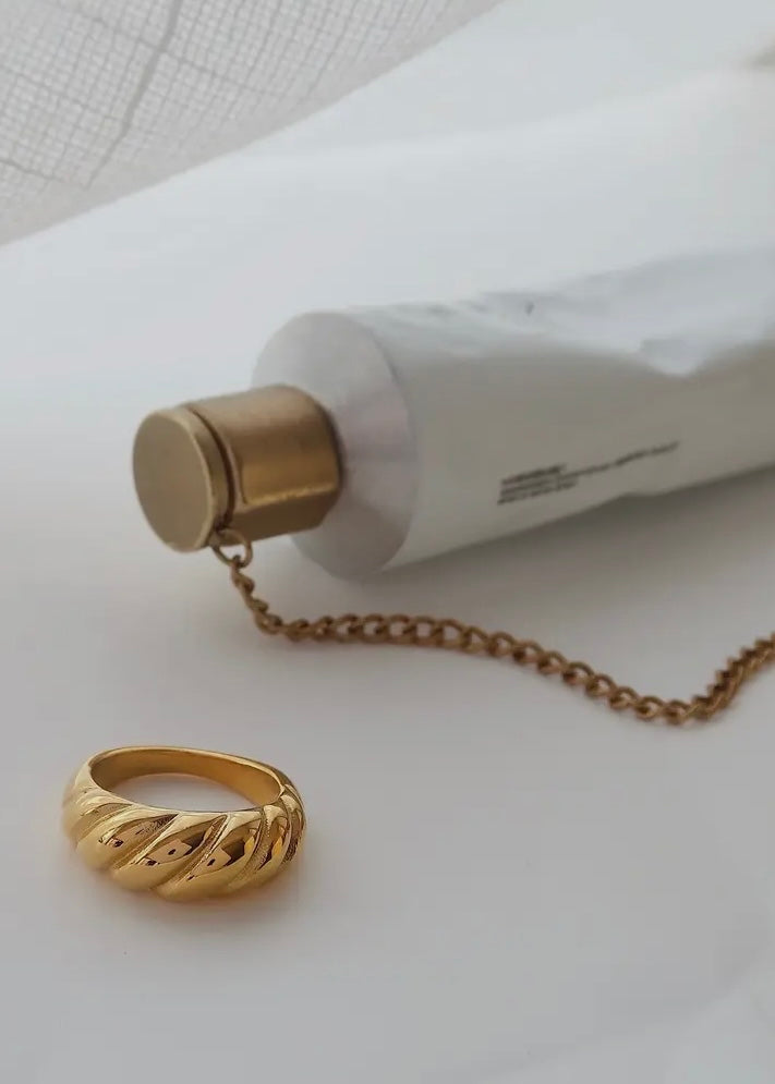 Croissant Dome Ring