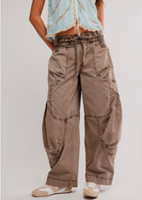 Onset Parachute Pant
