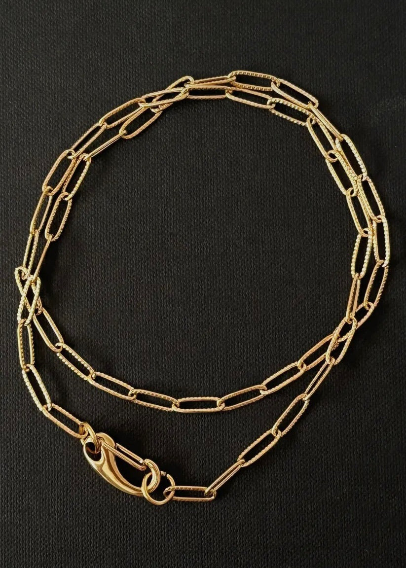 Aera Chain Necklace