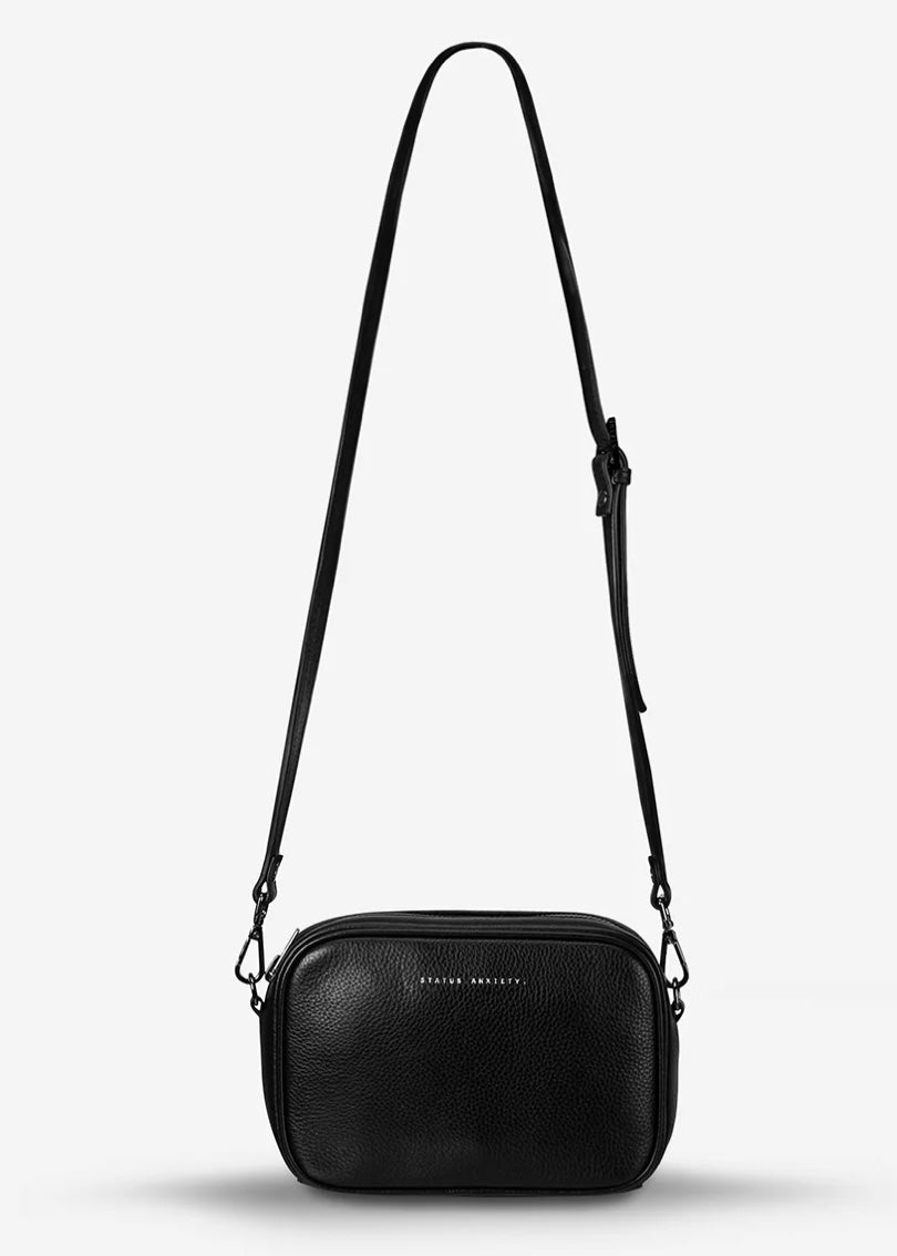 Plunder with Webbed Strap