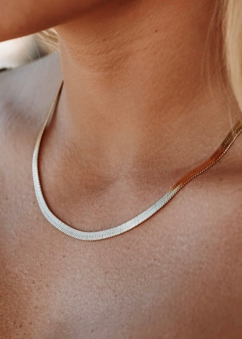 Kauai Herringbone Choker