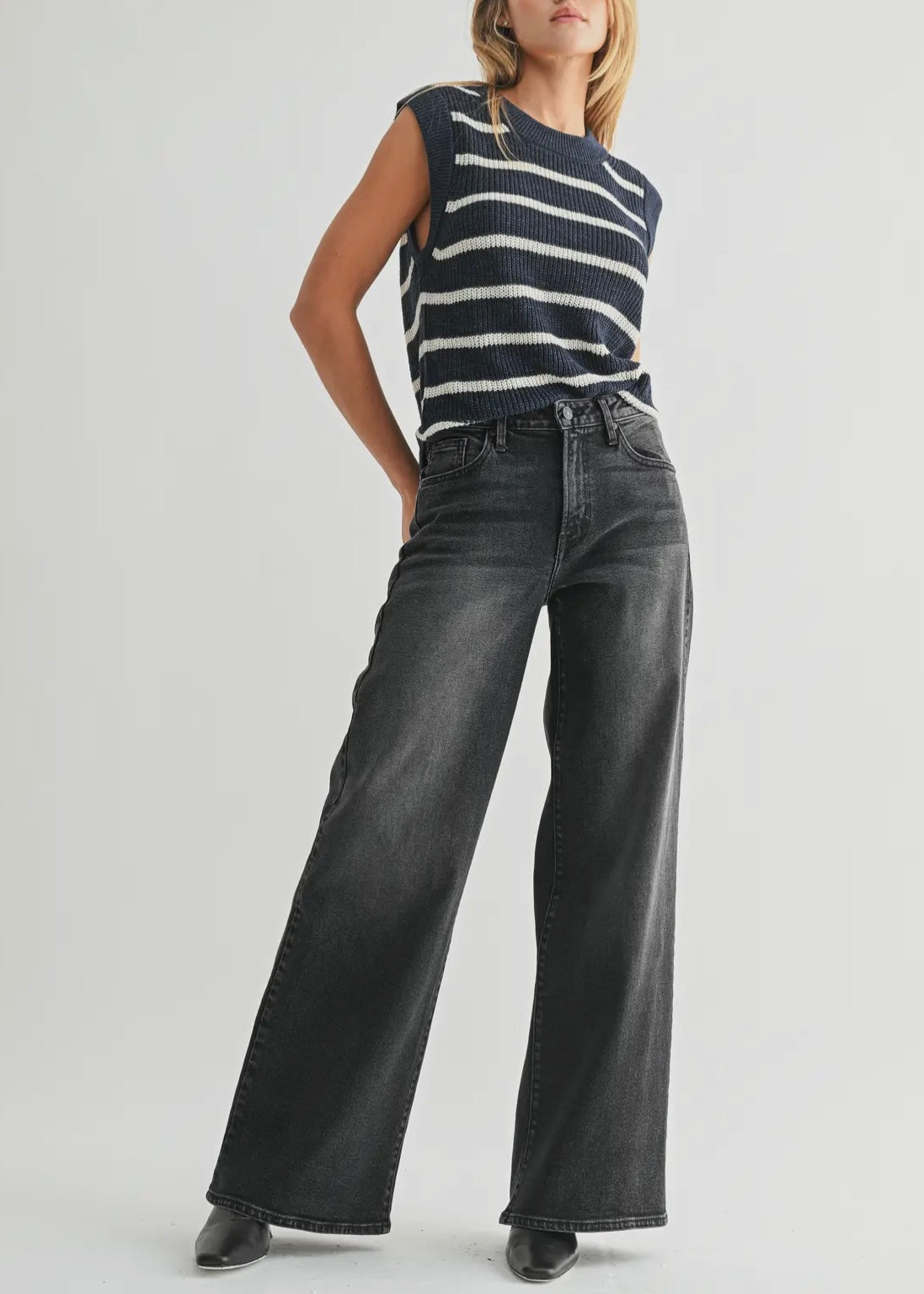 Ultra Wide Leg Jean