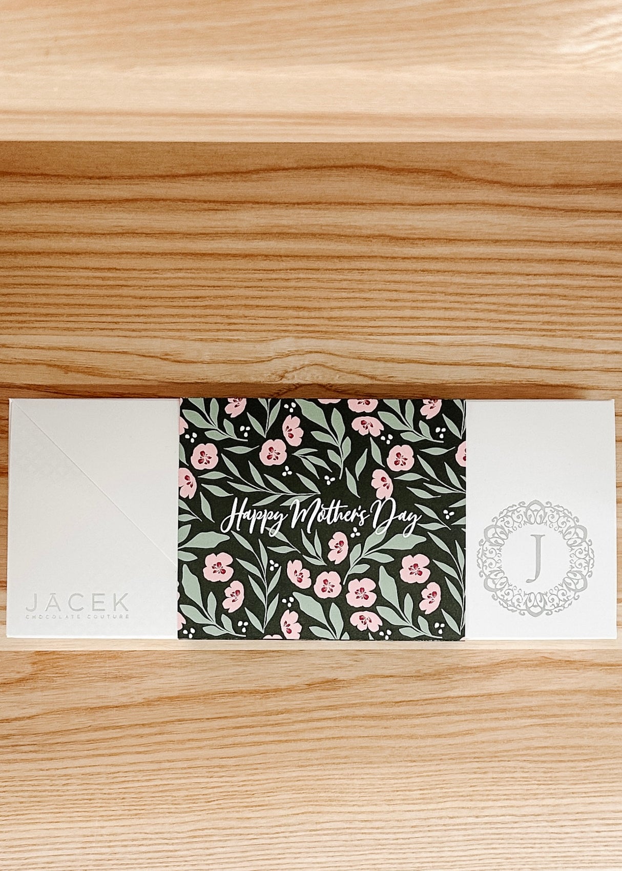 Mother's Day 12 piece Collection