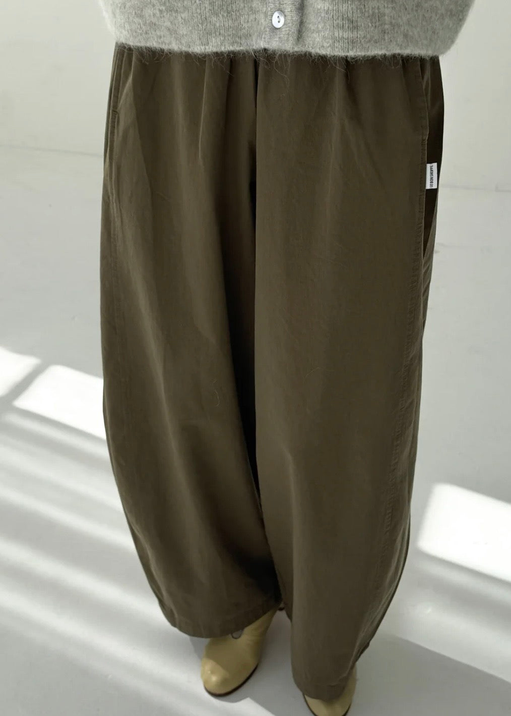 Parachute Pants – Red Ribbon
