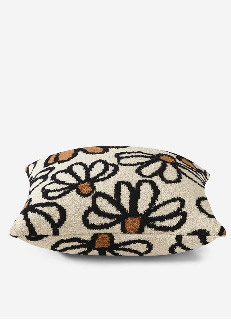 Daisy Throw Pillow