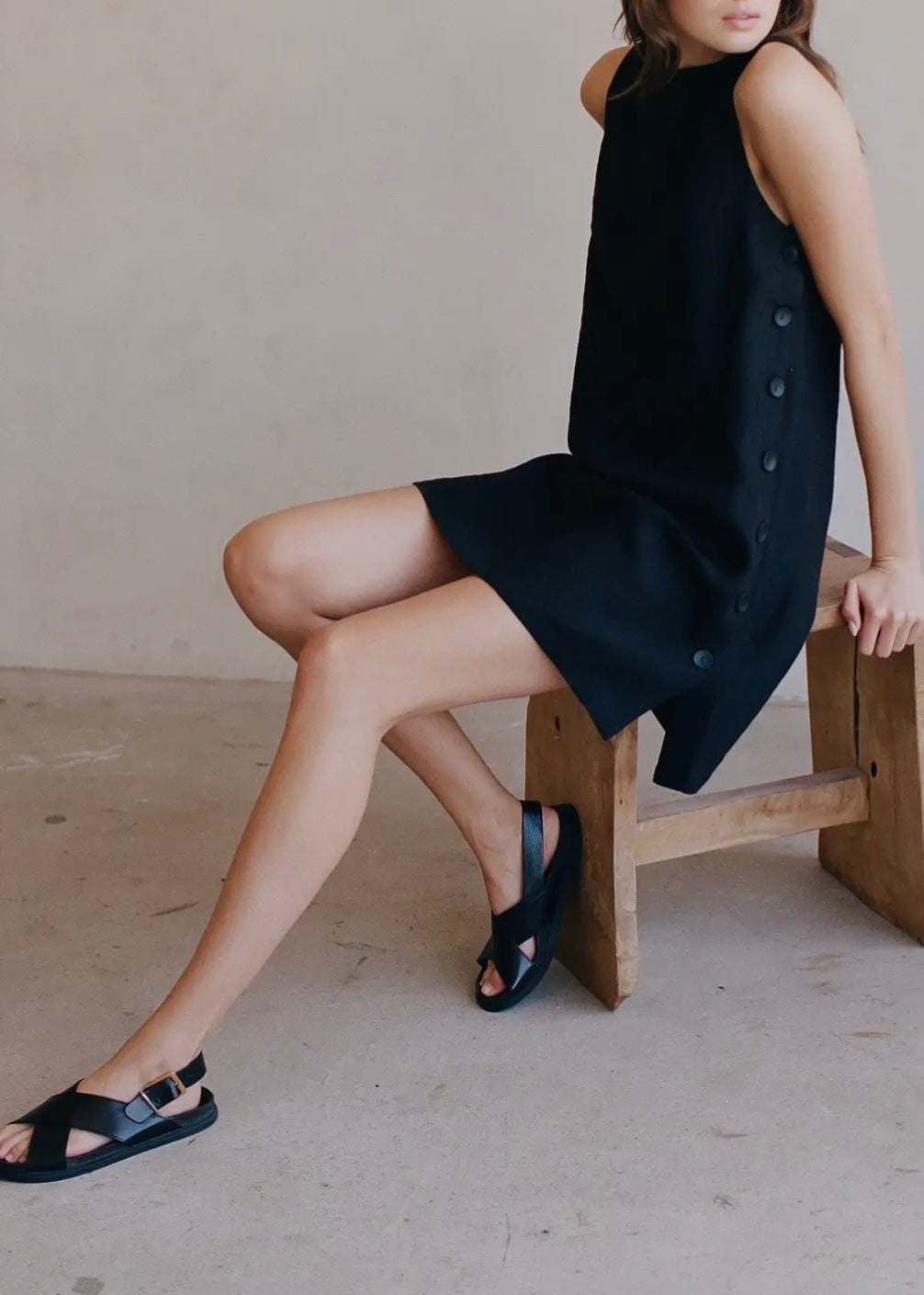Linen Sleeveless Buttoned Mini Dress