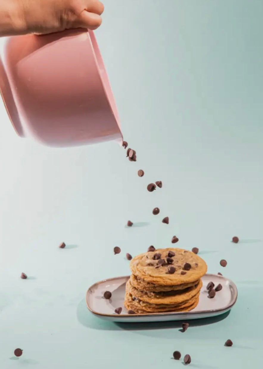 Chocolate Chip Cookies – Red Ribbon