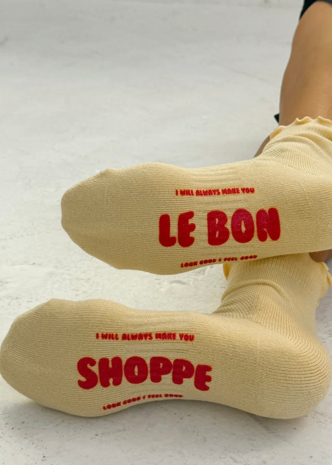 Ruffled Hugger Crew Socks