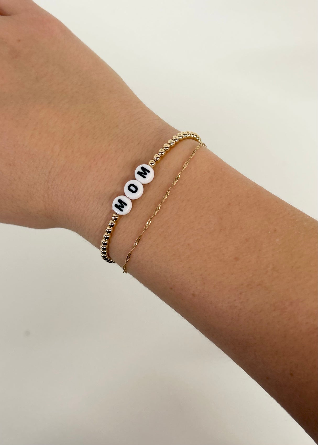 'Mom' Love Bracelet