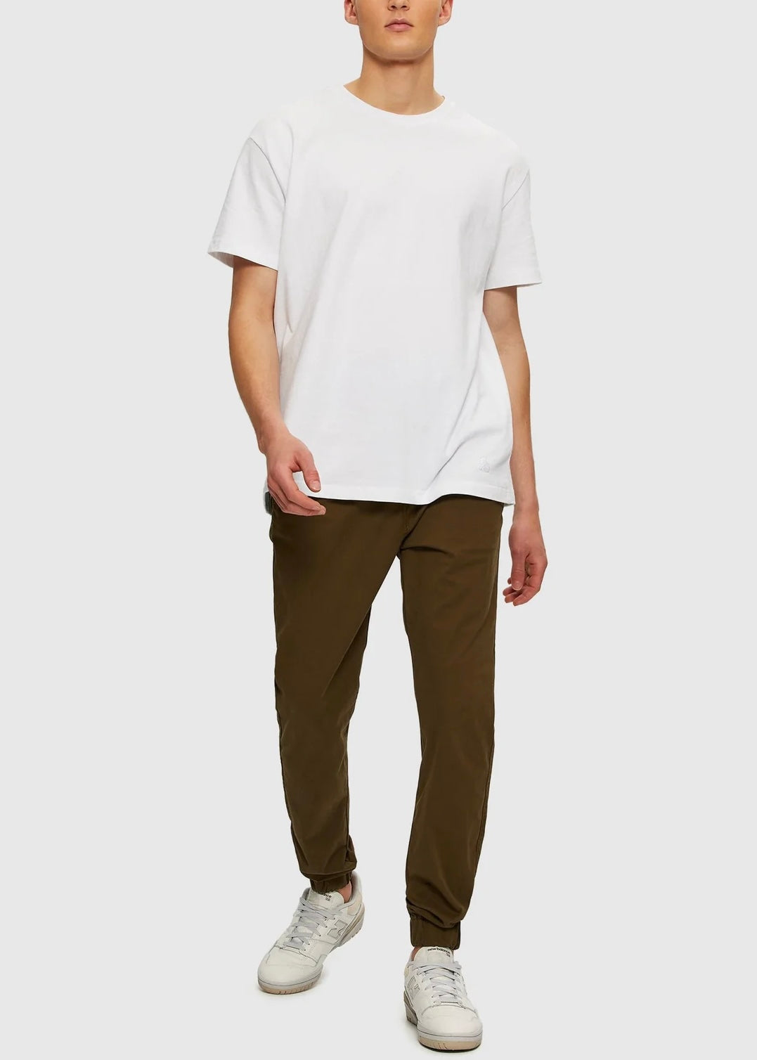 Midweight Chino Jogger - Olive