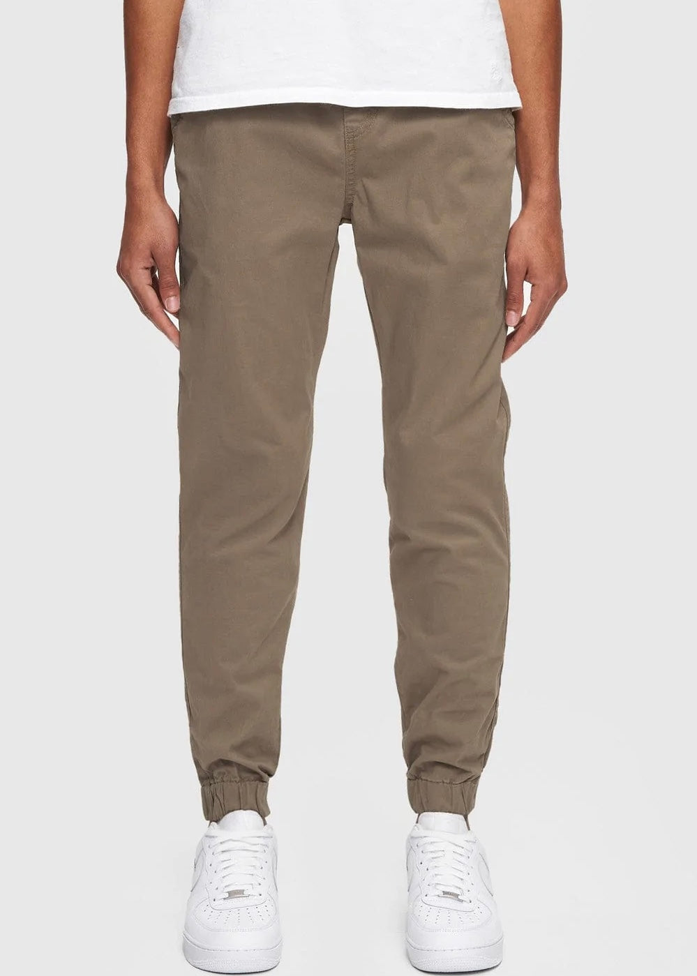 Midweight Chino Jogger in Taupe