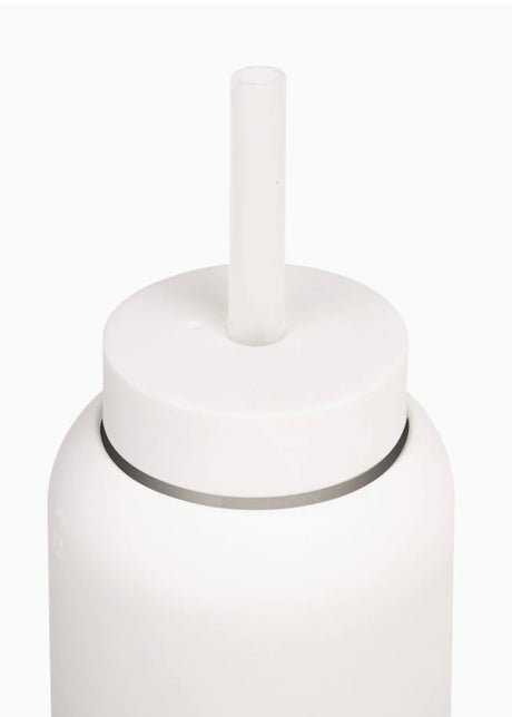 Lounge Straw & Cap